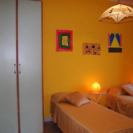 Oda ve Kahvaltı I Due Leoni